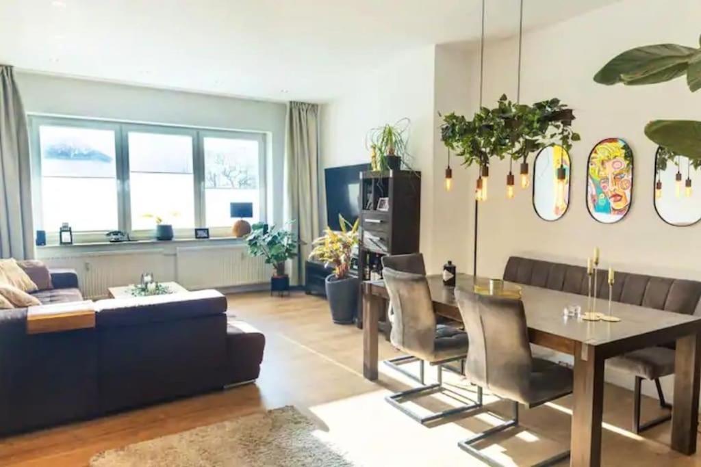 Design Apartment Im Zentrum Von Nienburg! Nienburg  Exterior photo